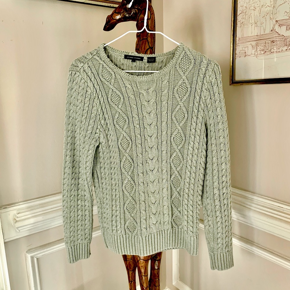SOLD Cotton cable pullover sweater S